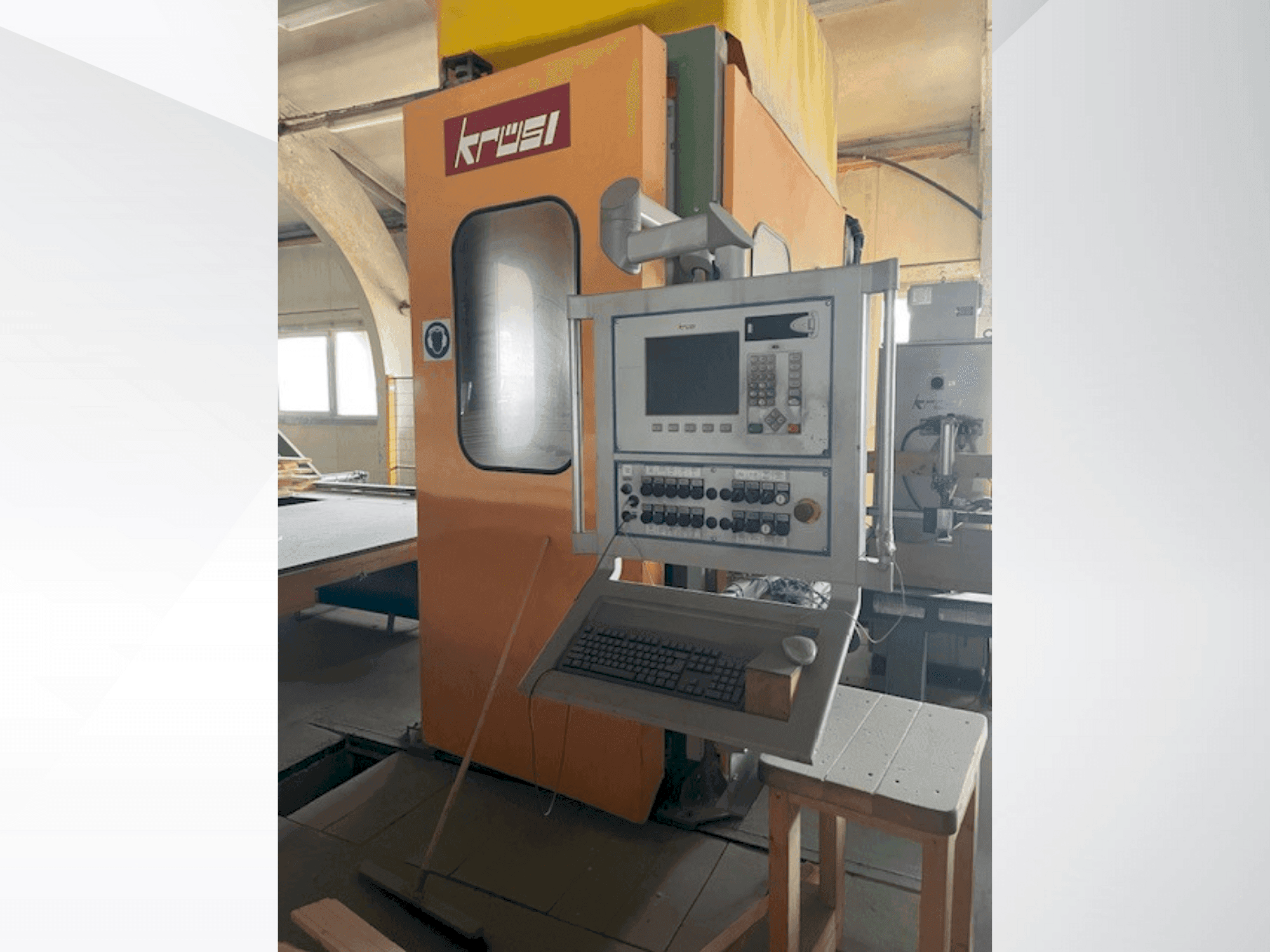 Prikaz stroja KRÜSI KM-95 G1 sprijeda