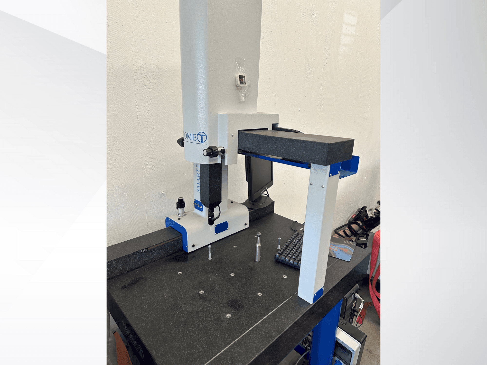 Prikaz stroja THOME Prazision Prazision 3D Smart man sprijeda