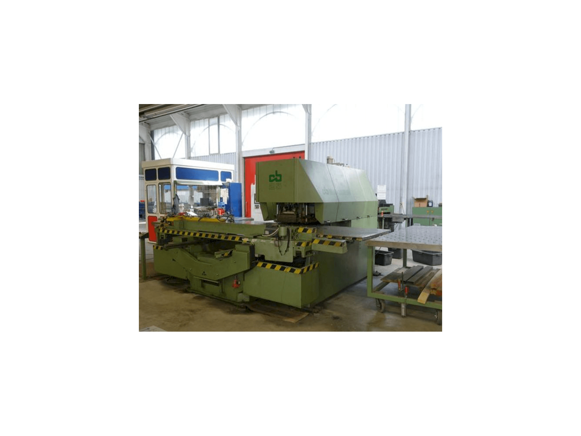 Prikaz stroja Behrens CB 25/1250 sprijeda