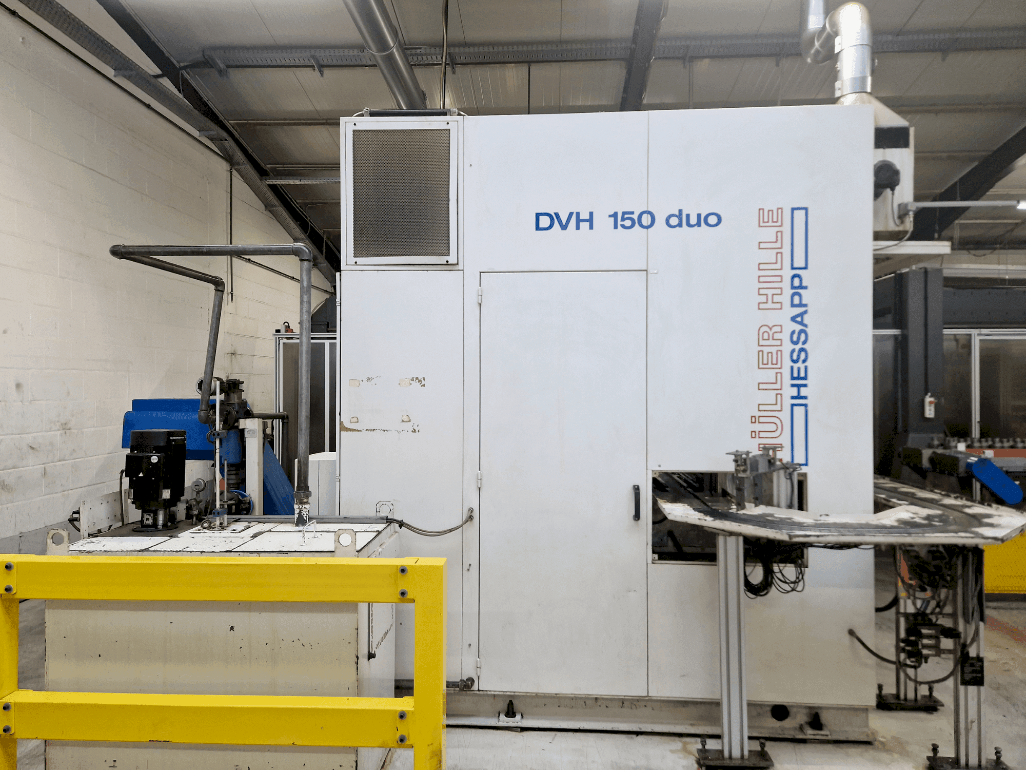 Prikaz stroja HULLER HILLE DVH 150 Duo sprijeda
