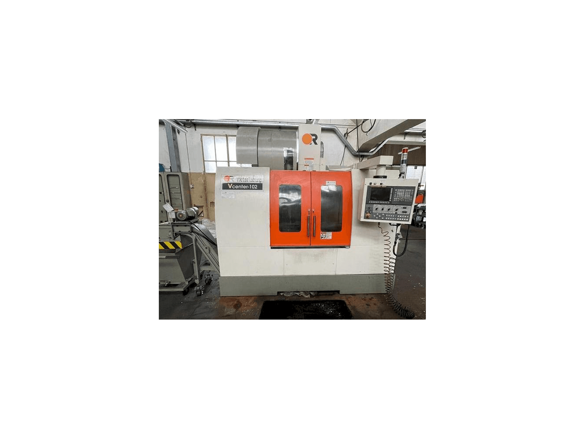 Prikaz stroja Victor VCENTER 102 sprijeda