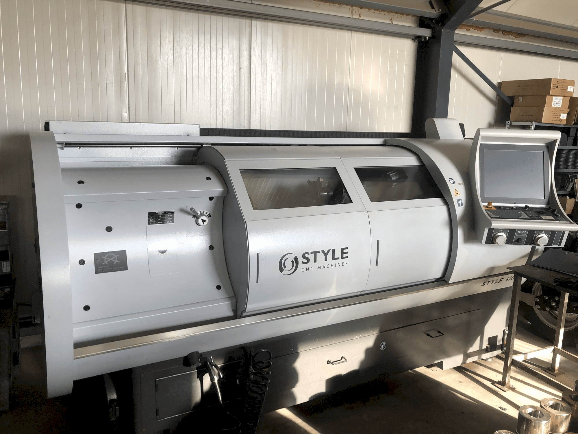 Prikaz stroja STYLE 510 sprijeda