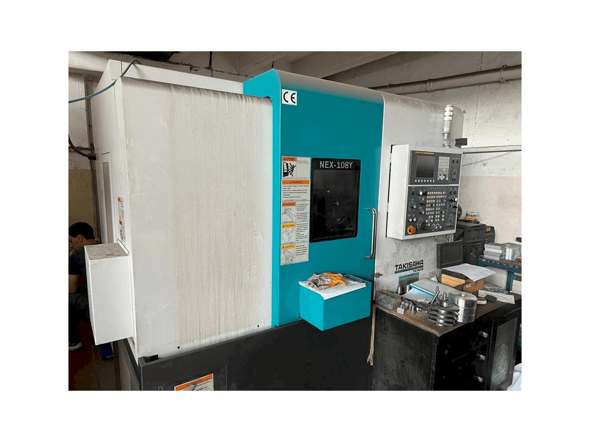 Prikaz stroja Takisawa NEX-108Y sprijeda