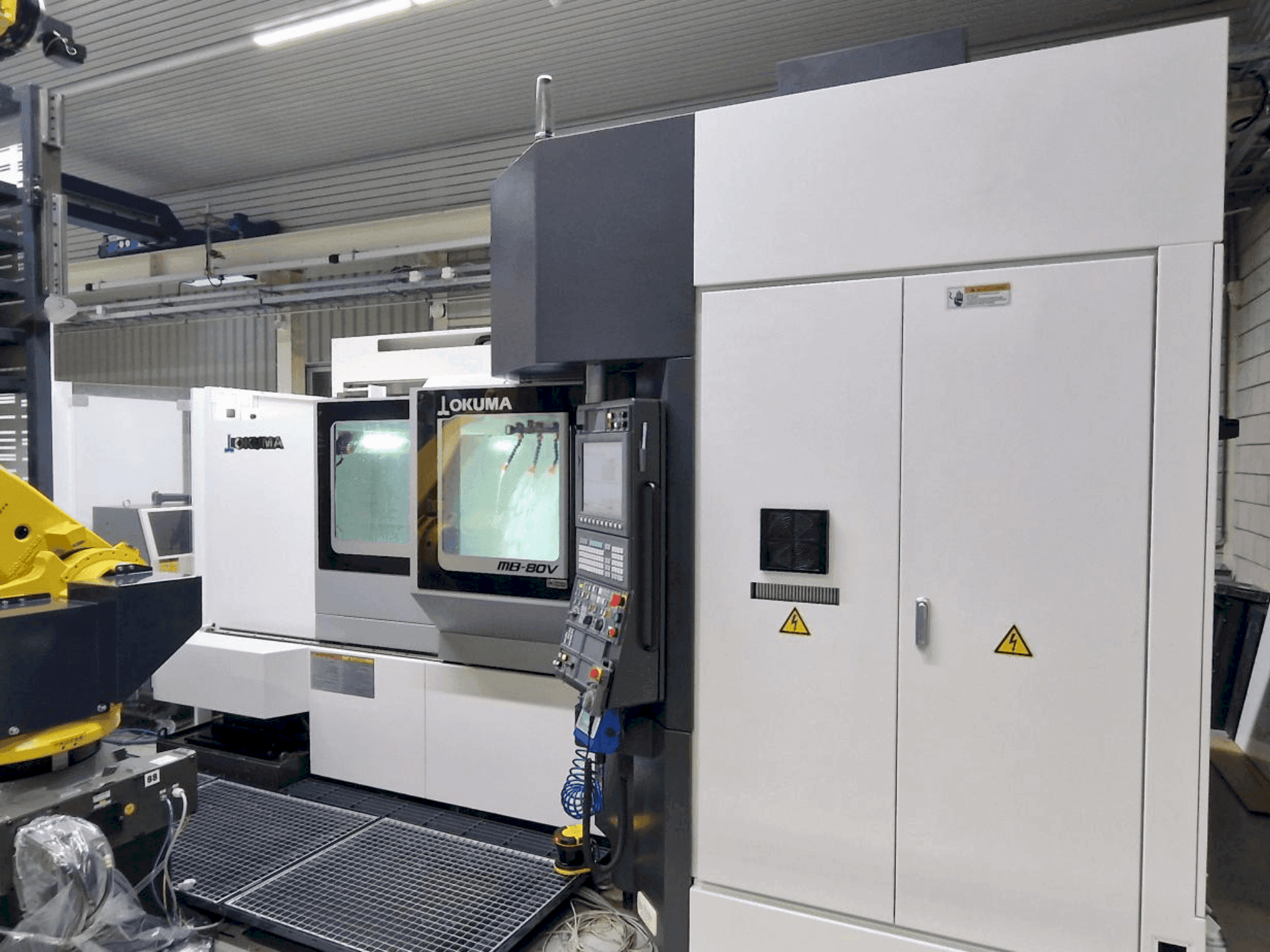 Prikaz stroja Okuma MB 80V sprijeda