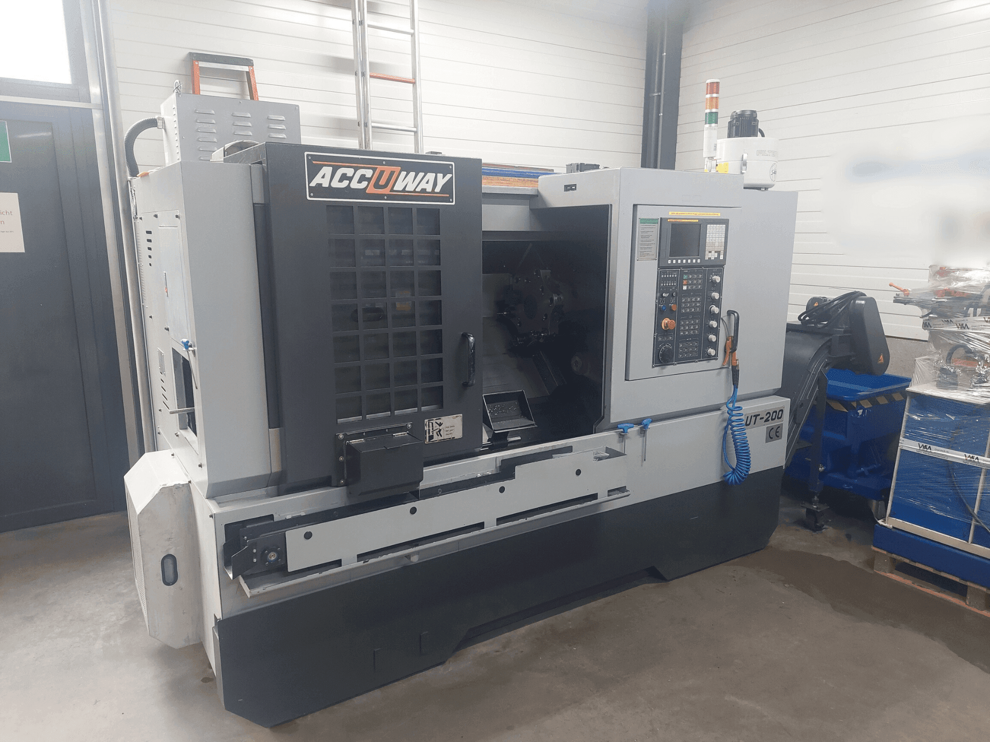 Prikaz stroja ACCUWAY UT-200 sprijeda