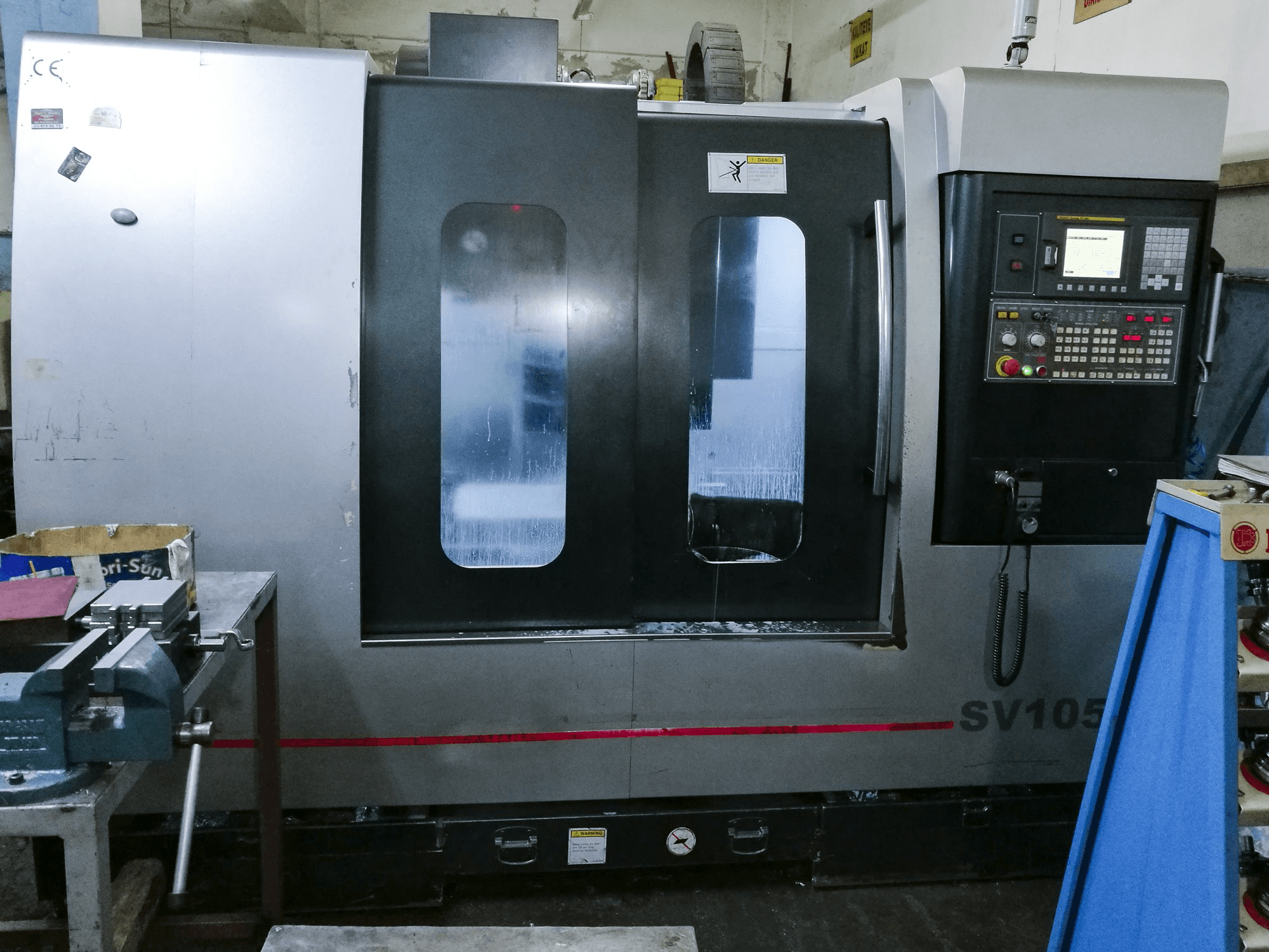 Prikaz stroja Pinnacle SV105 sprijeda