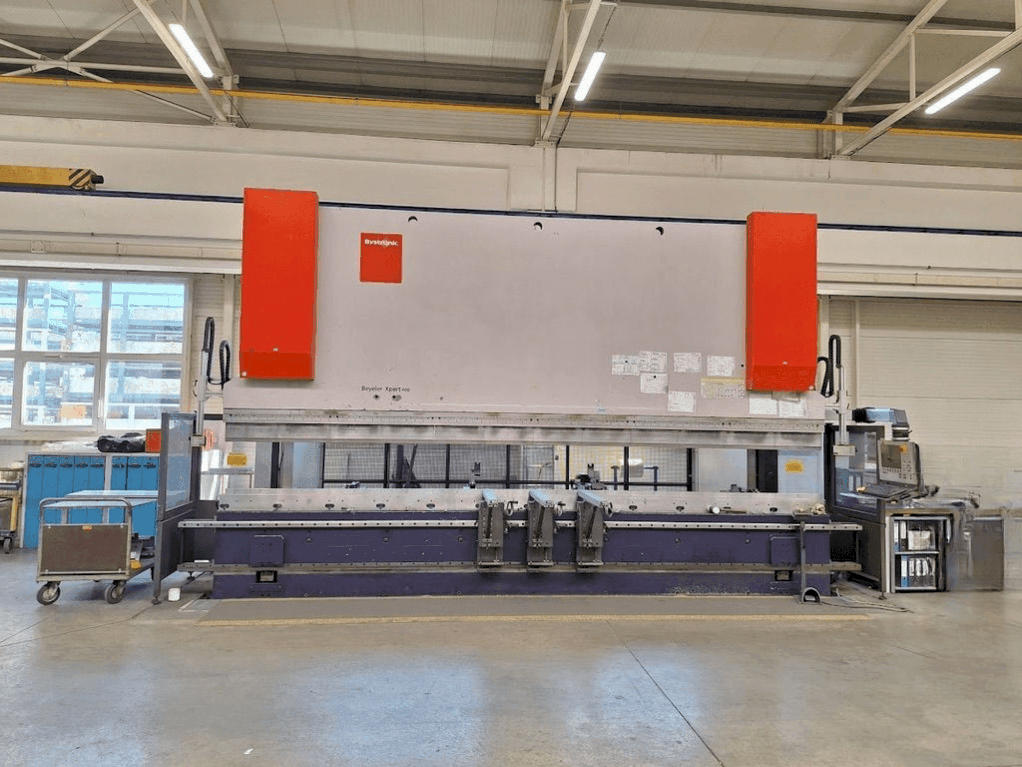 Prikaz stroja Bystronic BEYELER XPERT 400 x 6200 sprijeda