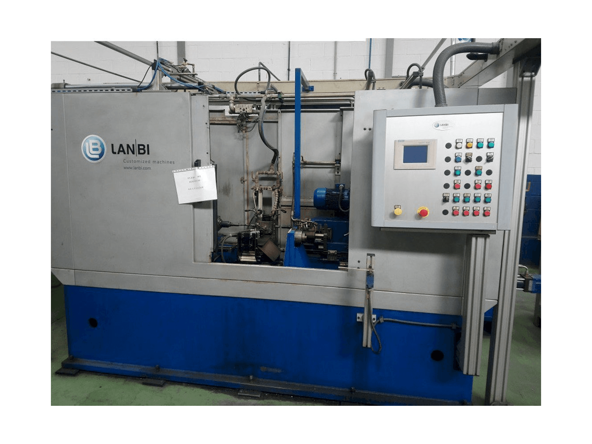 Prikaz stroja Lanbi sprijeda