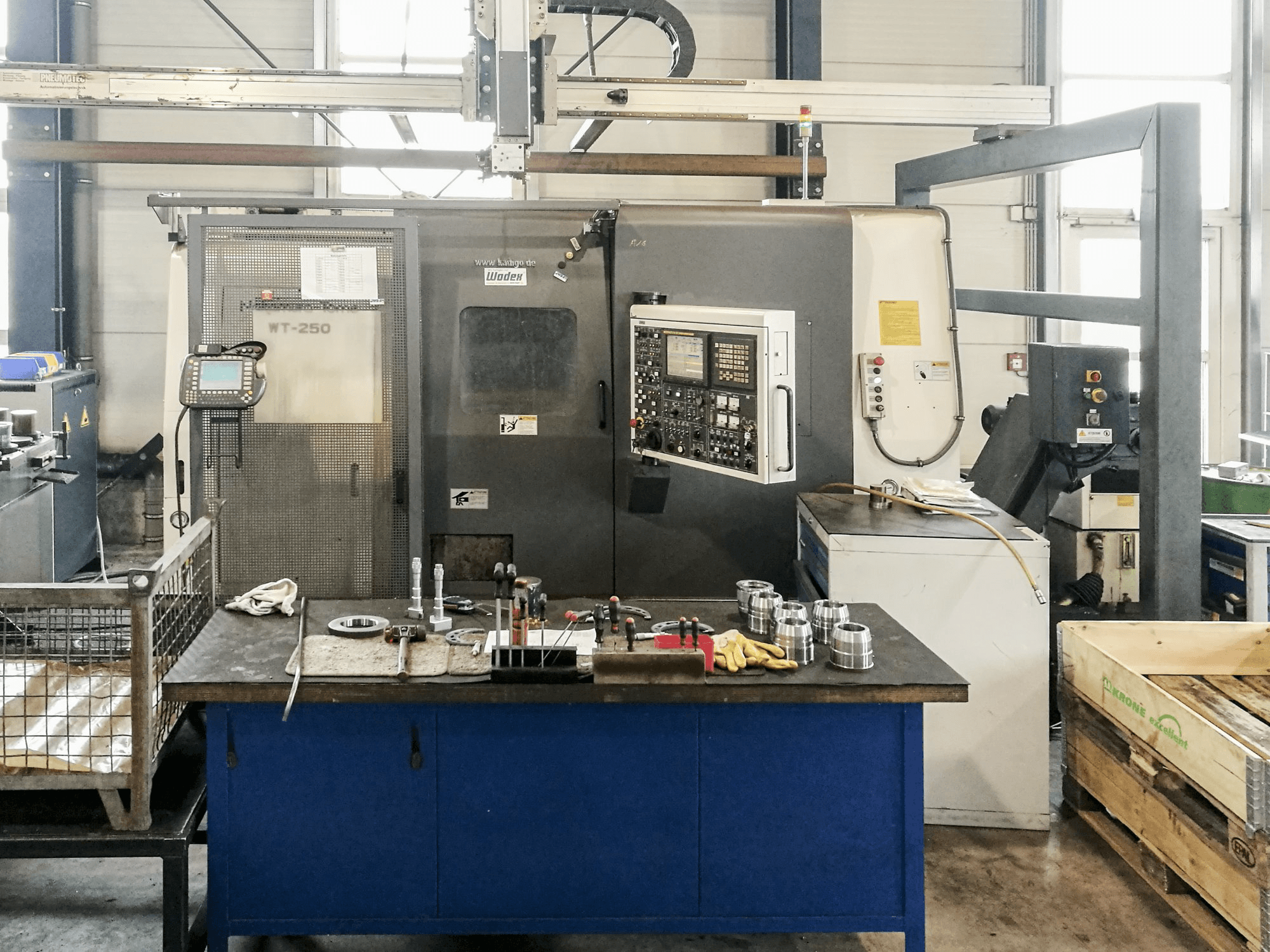 Prikaz stroja NAKAMURA WT-250 sprijeda