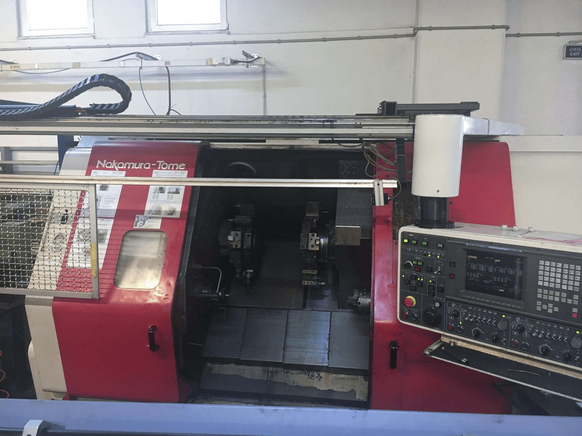 Prikaz 1 stroja NAKAMURA-TOME TW-20 MMY sprijeda