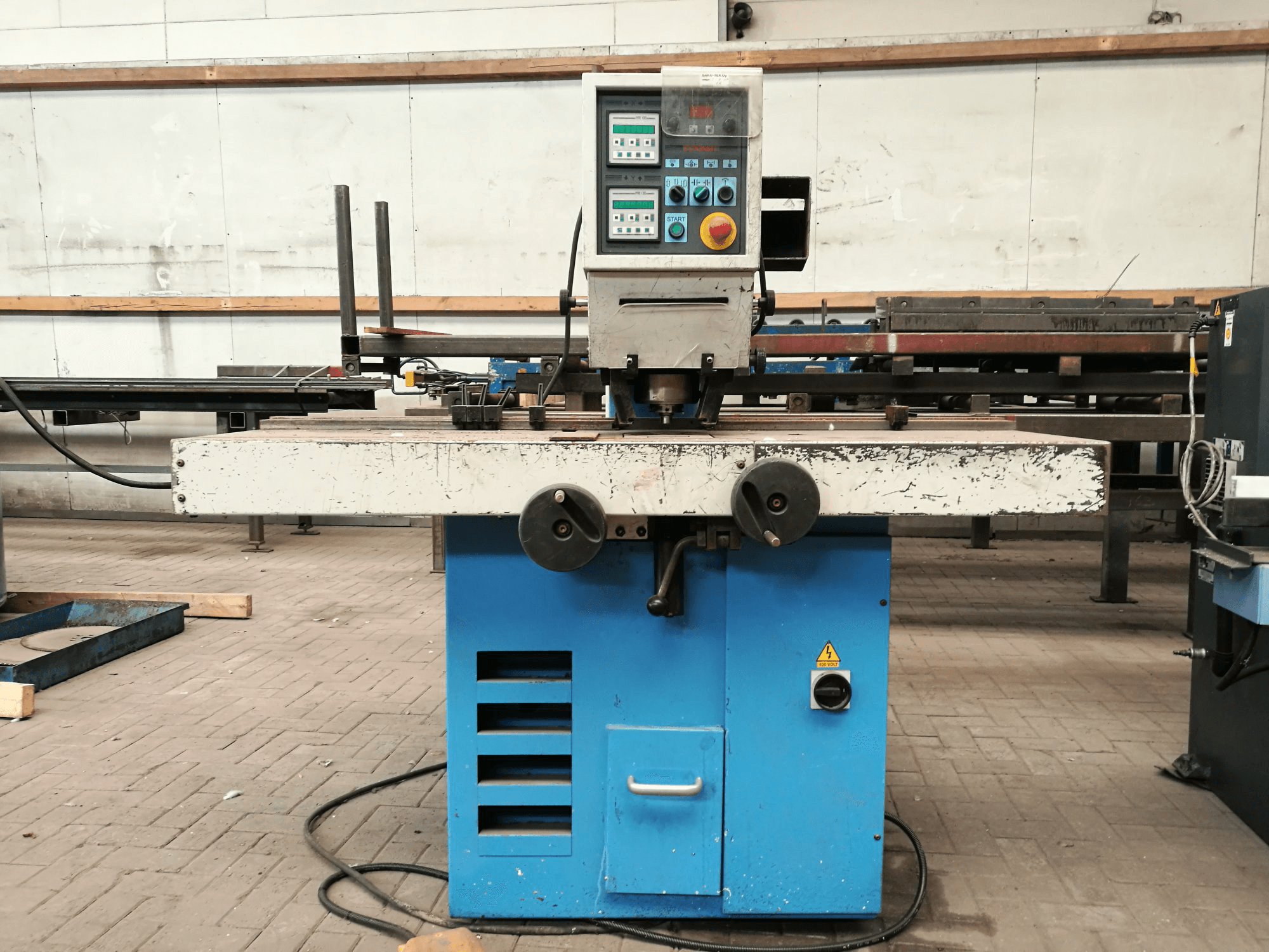 Prikaz stroja Euromac XP 750/25 sprijeda