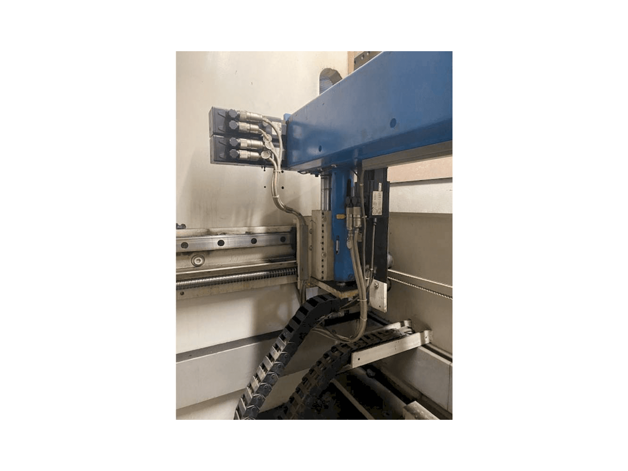 Prikaz stroja EHT VarioPress 225-30 sprijeda