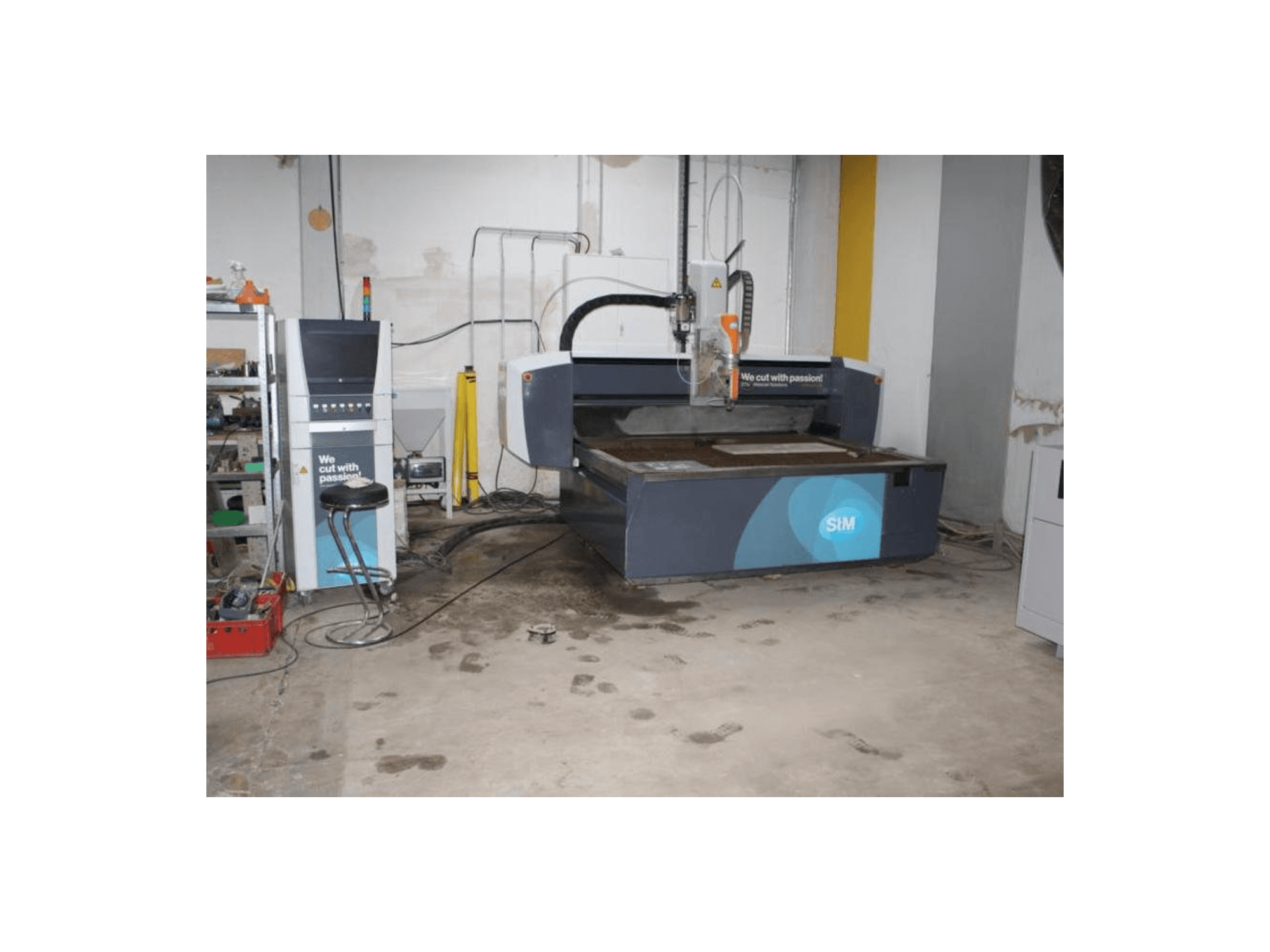 Prikaz stroja STM PremiumCut 3D 68 sprijeda