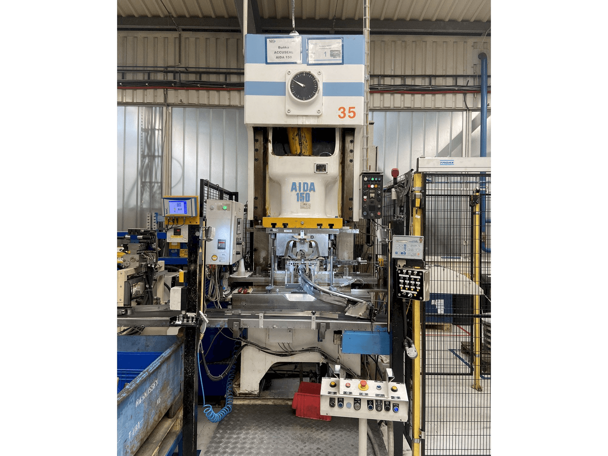 Prikaz stroja AIDA NC1-150(2) (1996) sprijeda