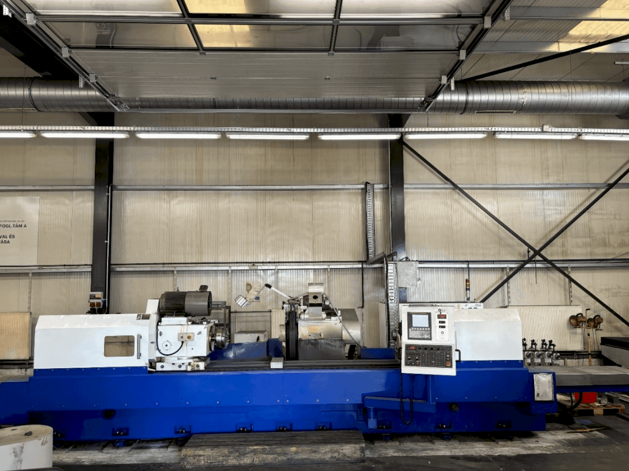 Prikaz stroja FANUC TT60-20L-C1 sprijeda