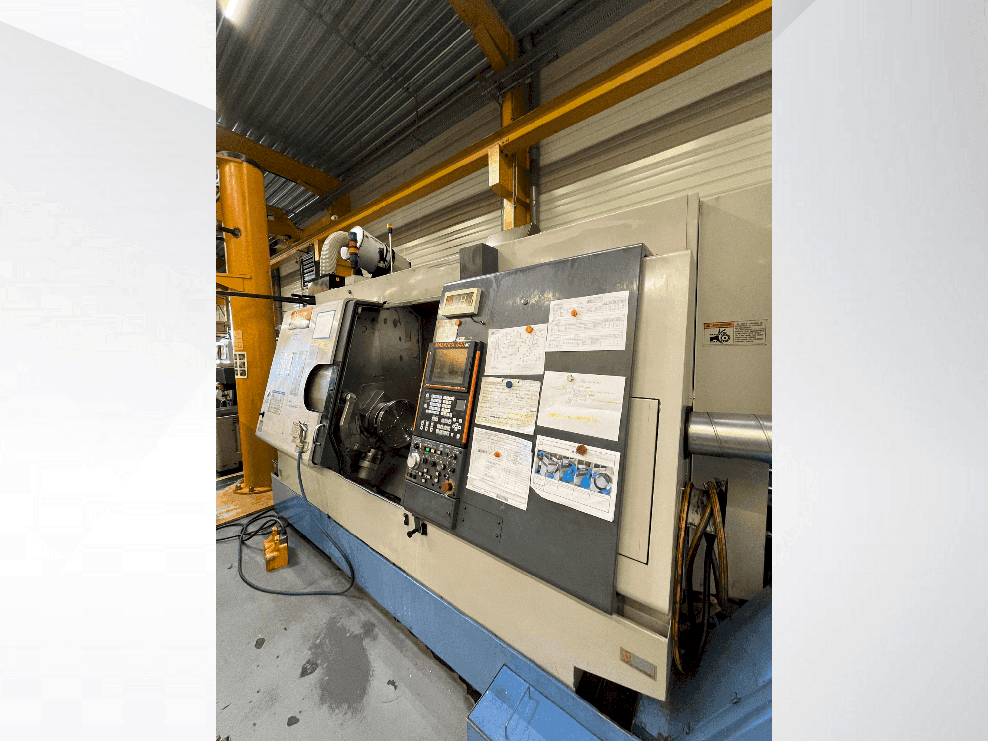 Prikaz stroja Mazak Integrex 400Y sprijeda