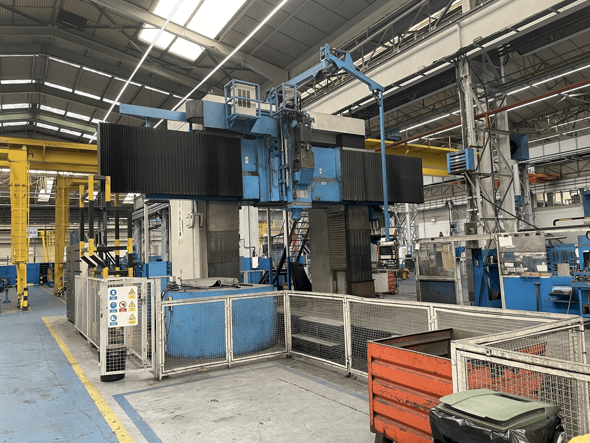 Prikaz stroja AMCO-SACEM ACEM FPF1-3300 sprijeda