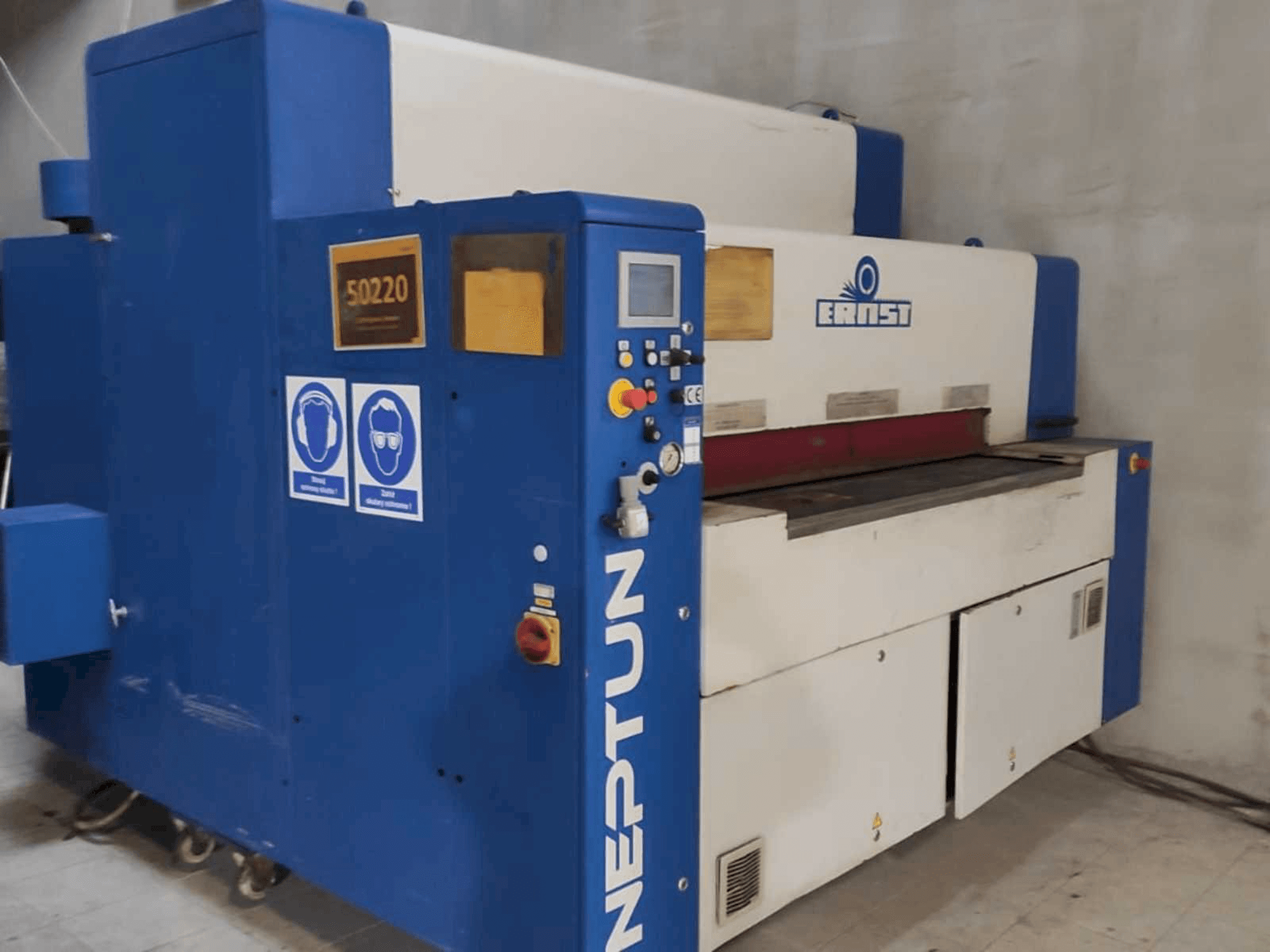 Prikaz stroja ERNST NEPTUN ES 1500 sprijeda