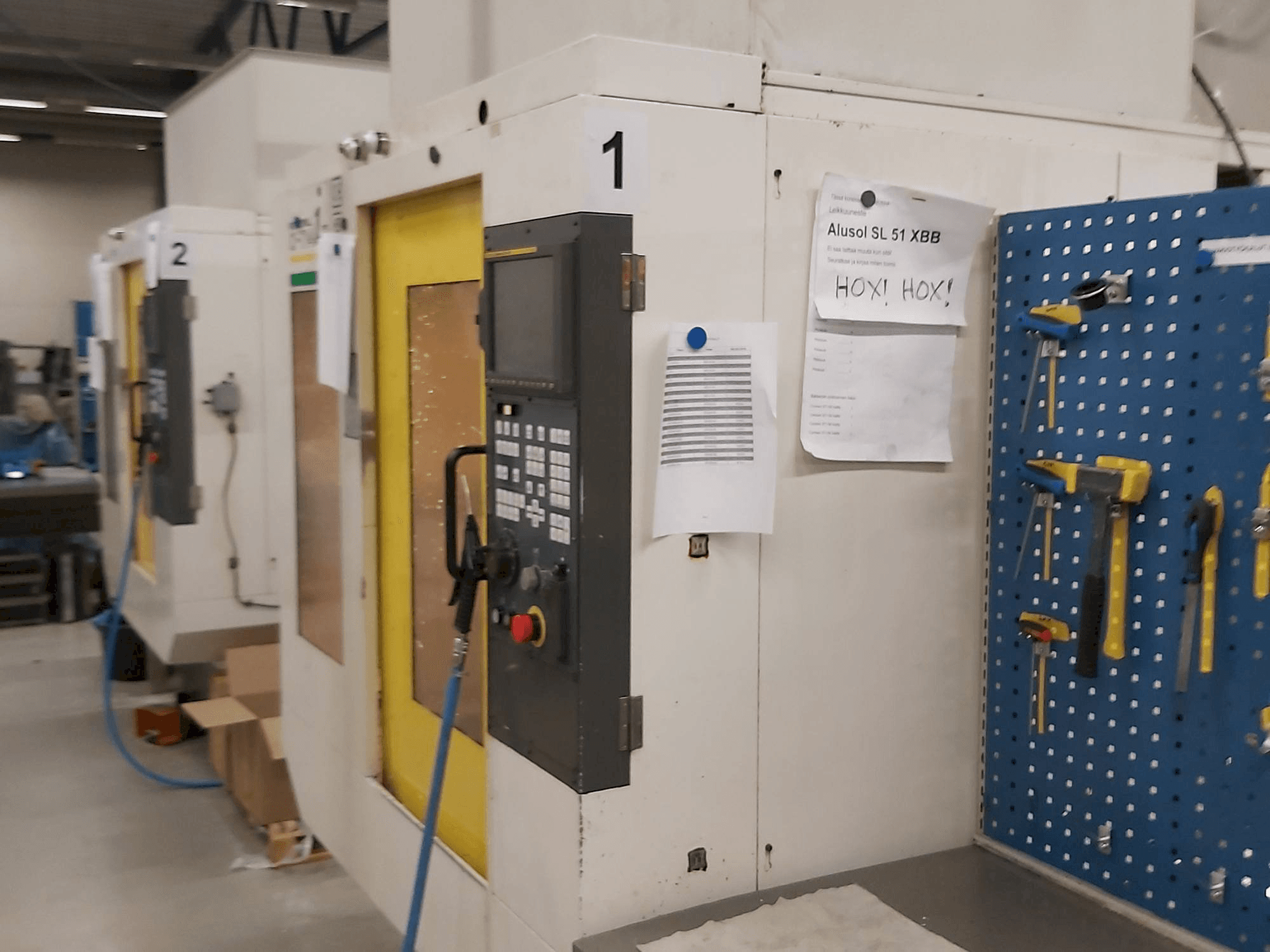 Prikaz stroja FANUC Robodrill alfa-T14iA sprijeda