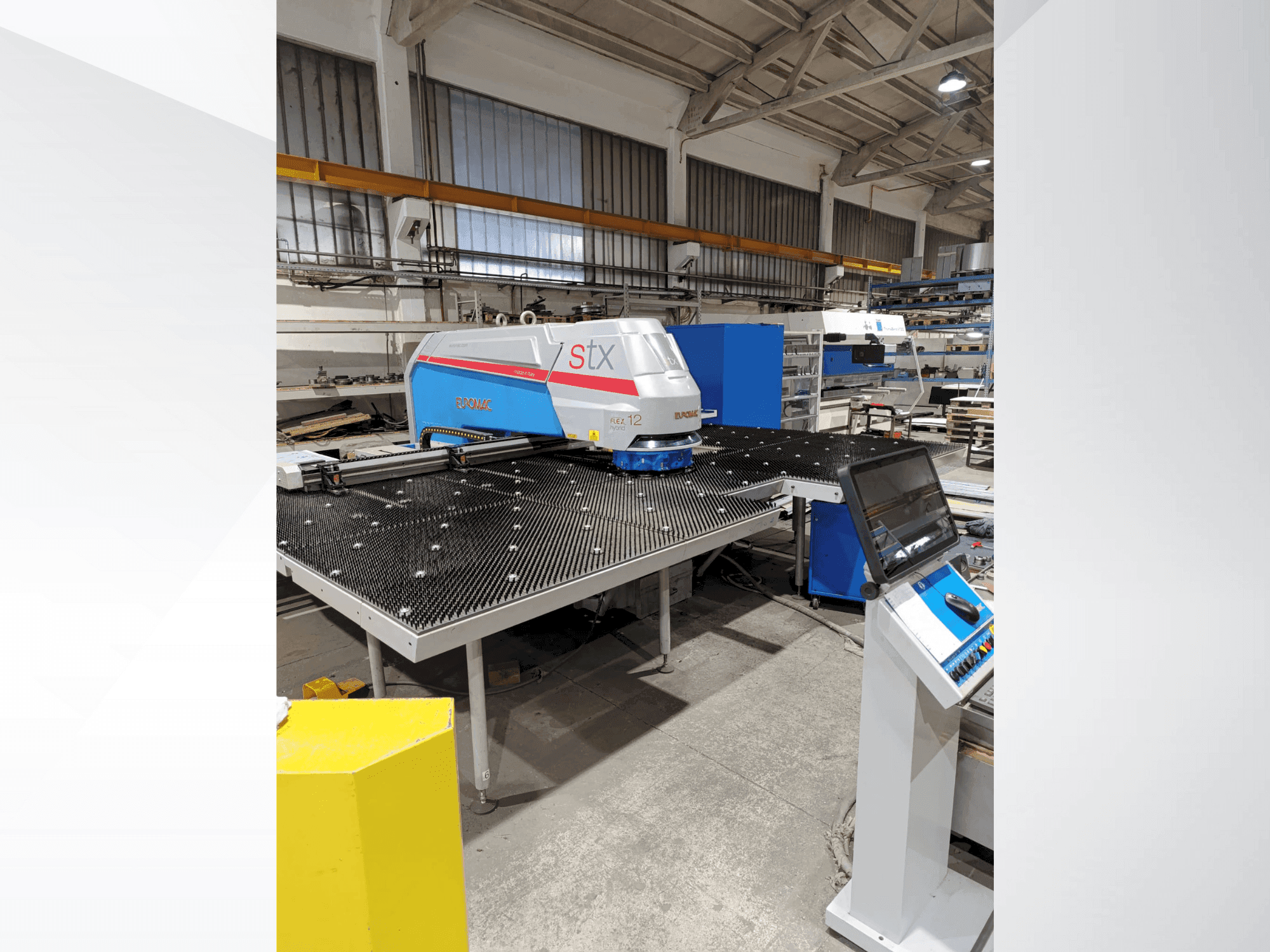 Prikaz stroja Euromac STX FLEX 12 1500/22-2500 sprijeda