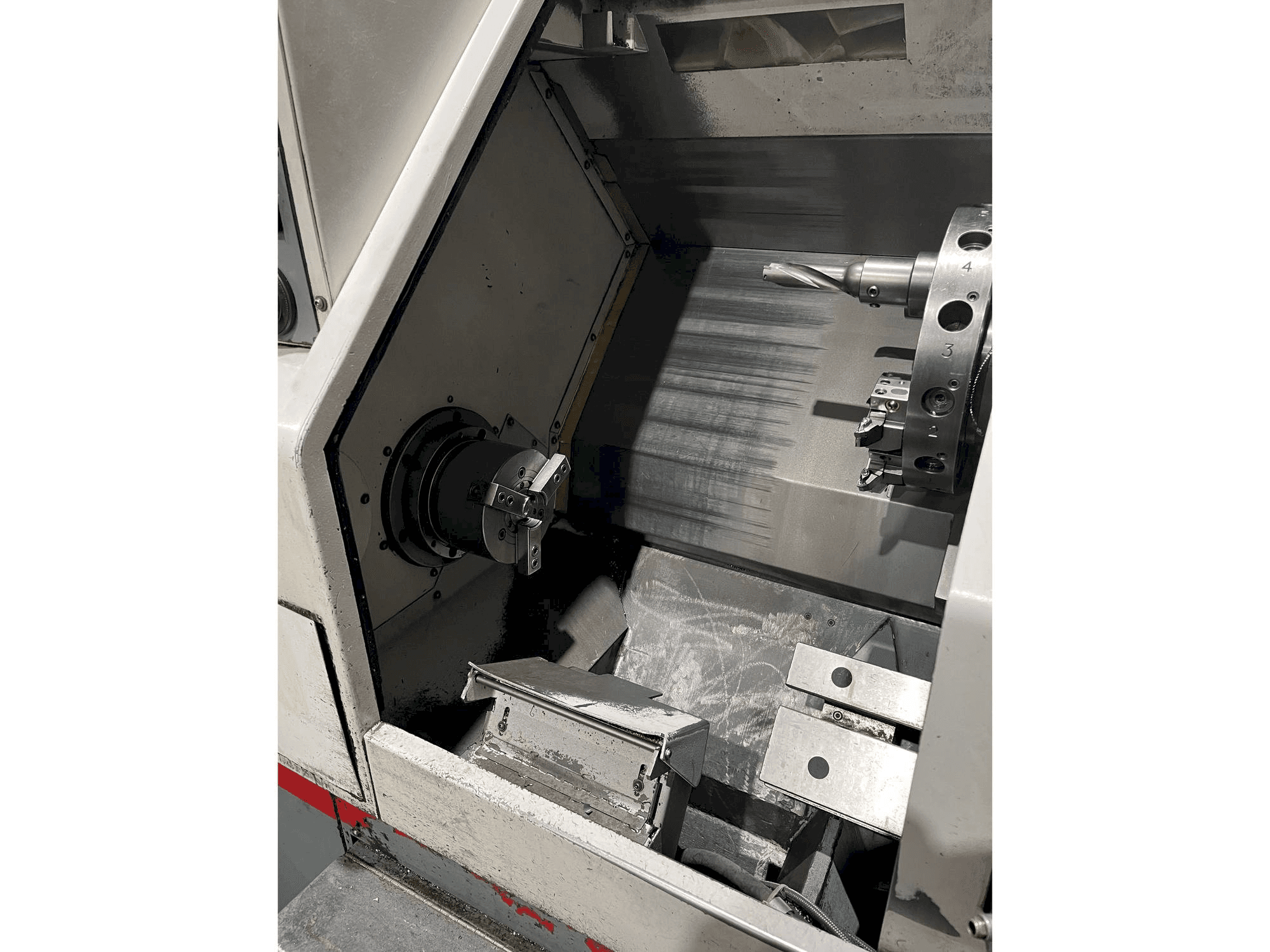 Radni prostor stroja Cincinnati Hawk TC150