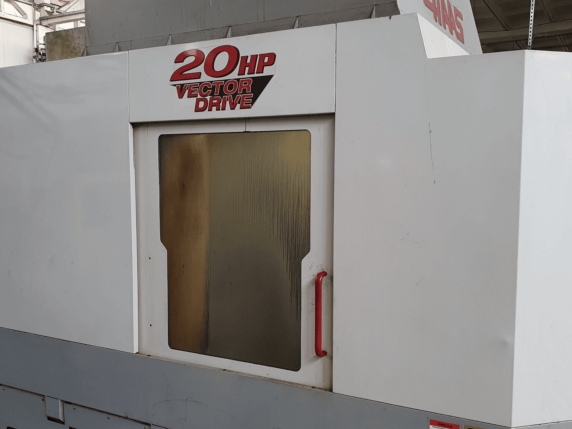 Prikaz stroja HAAS HS-1RP HE sprijeda