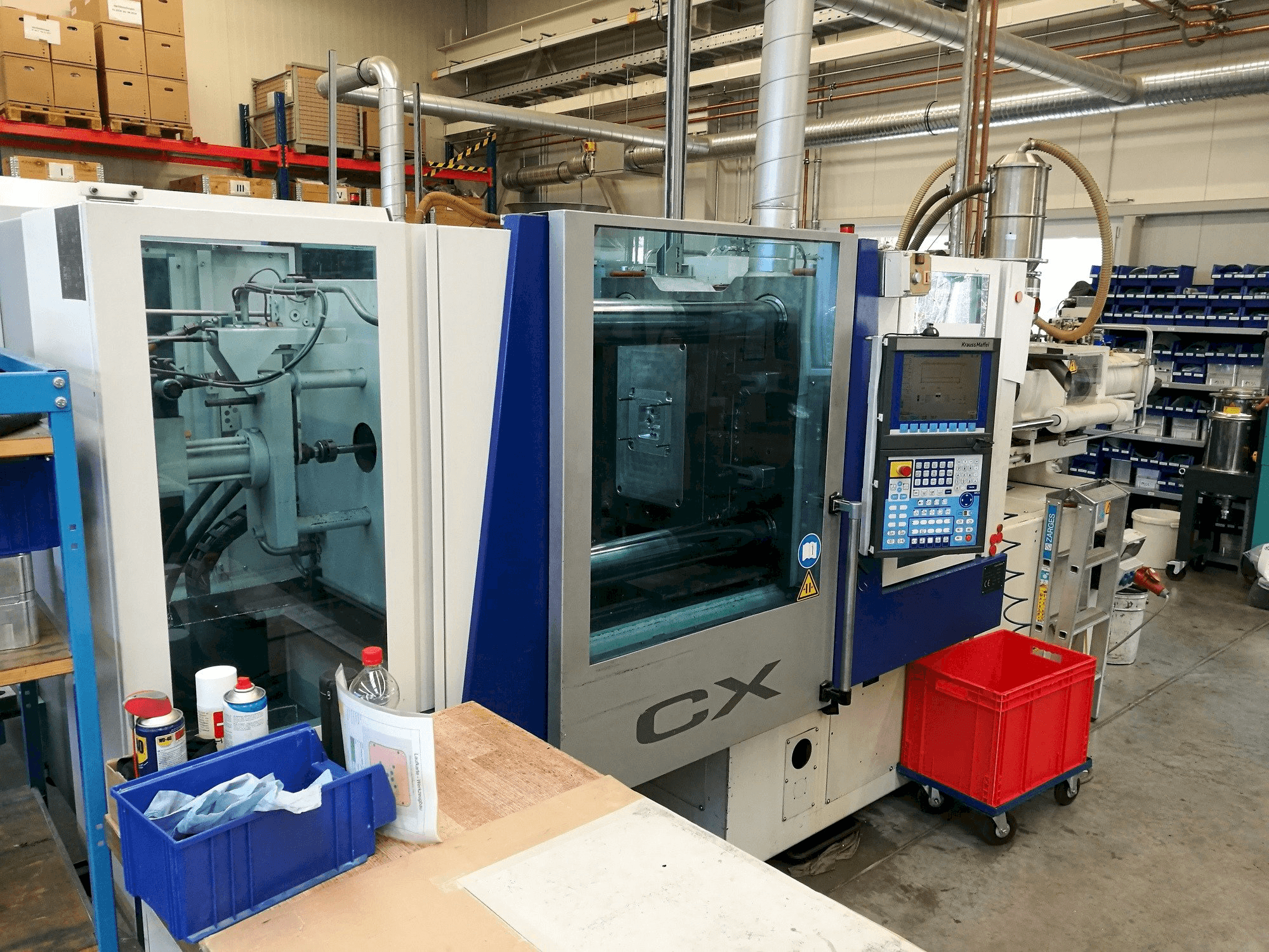 Prikaz stroja Krauss Maffei 160-1000 CX sprijeda