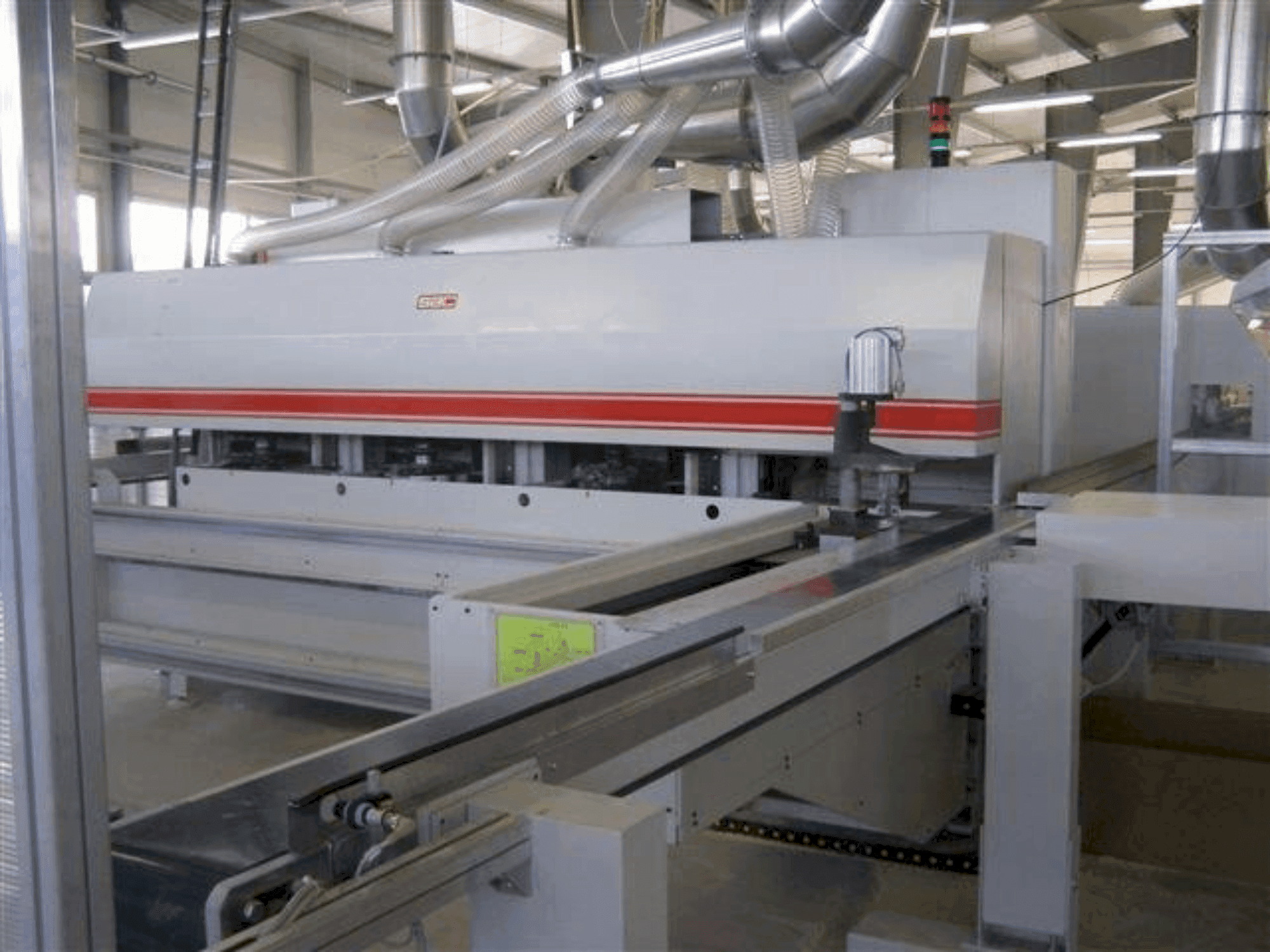 Prikaz stroja SAC F300 sprijeda