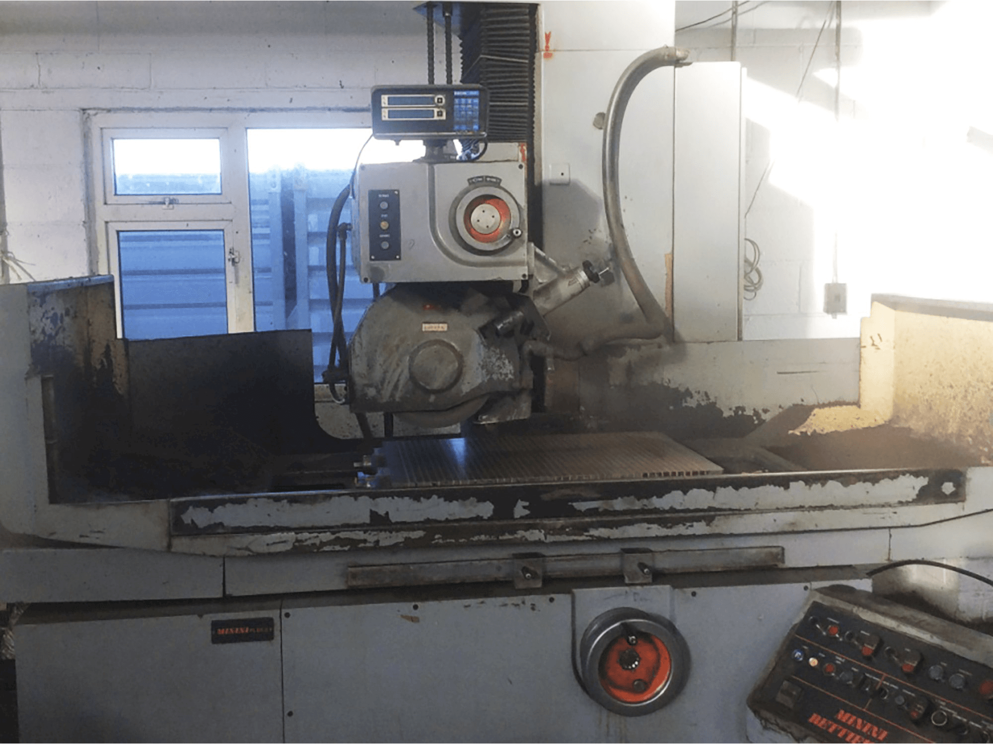 Prikaz stroja Minini PL65.8 sprijeda