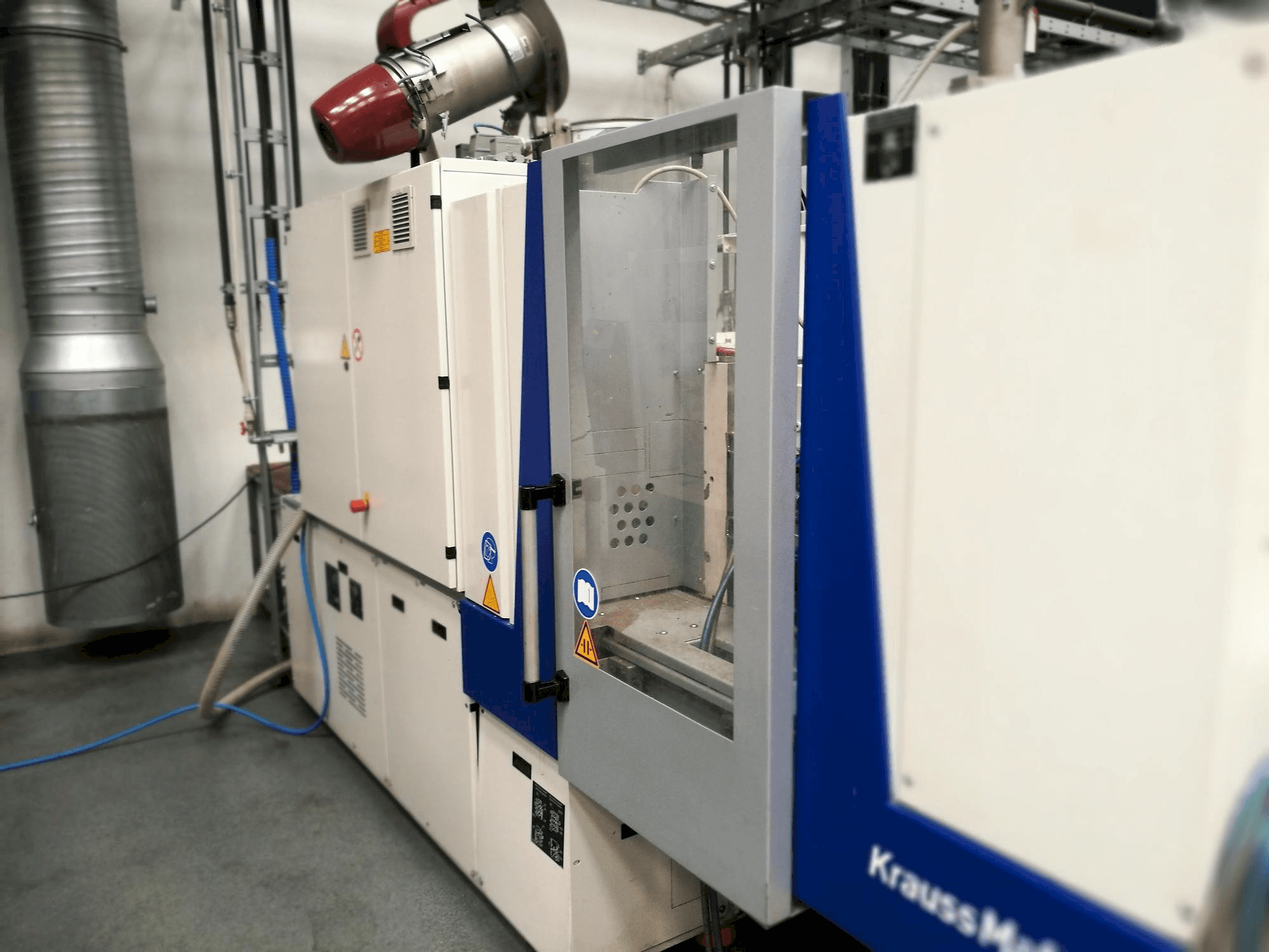 Prikaz stroja Krauss Maffei KM 35-55 CX sprijeda