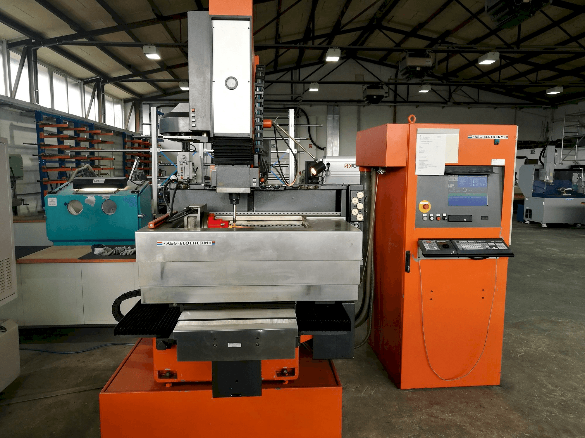 Prikaz stroja AEG-Elotherm Elbomat 222 BA sprijeda