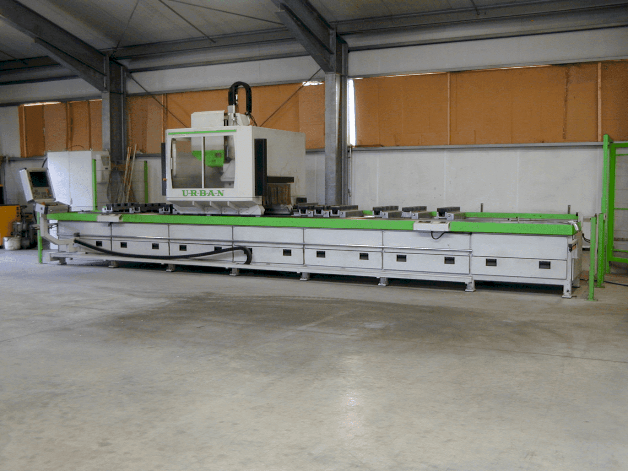Prikaz stroja URBAN PF 6500 sprijeda
