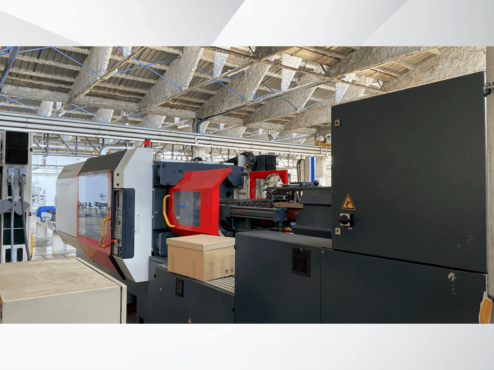 Prikaz stroja DEMAG Ergotech System 420-1450 sprijeda