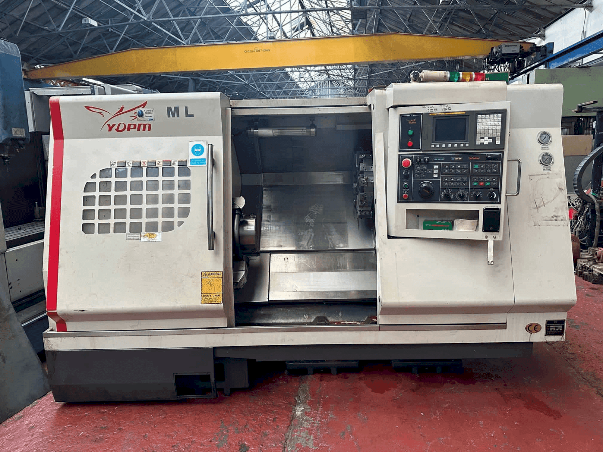 Prikaz stroja Yang ML-300 sprijeda